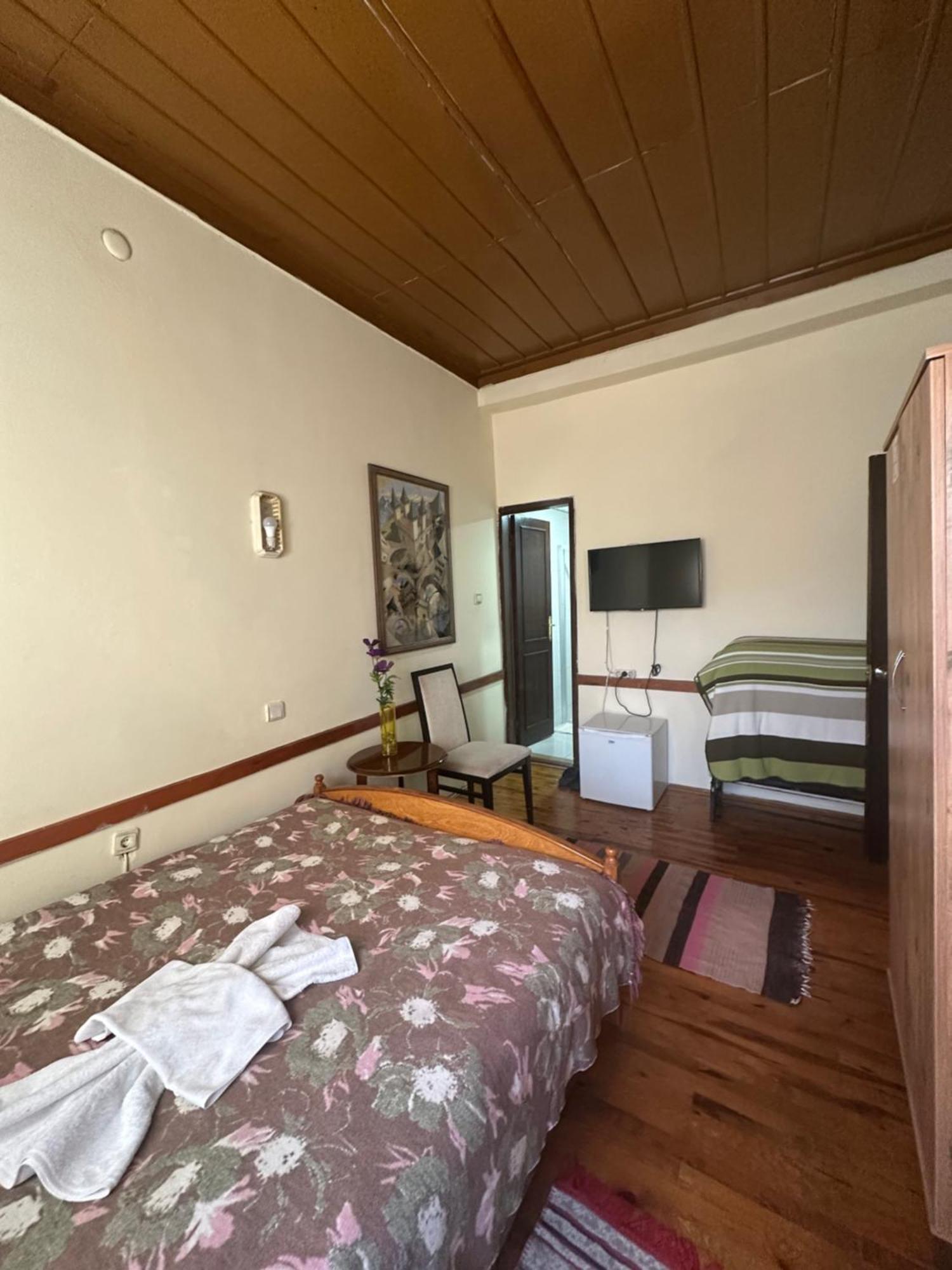 Kont Pension Antalia Esterno foto